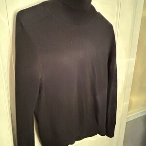 Quince Black Cashmere Sweater